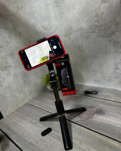 Q08 360° Gimbal Selfie Stick with Tripod Stand & Smart Key | Rechargeable AI Phone Holder for Vlogging